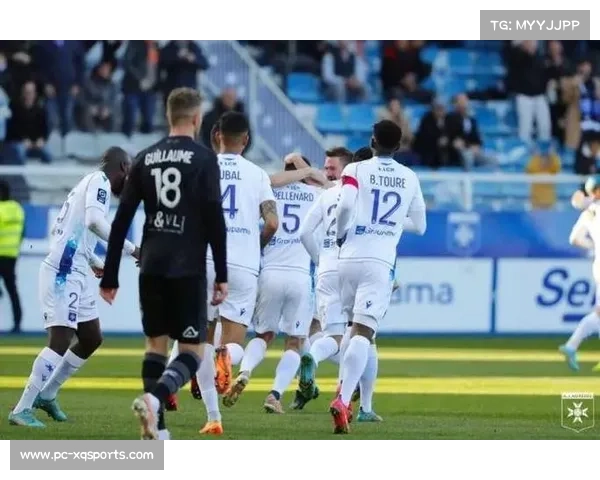 欧塞尔vs梅斯进球回放:拉西恩·希纳约科点球一蹴而就